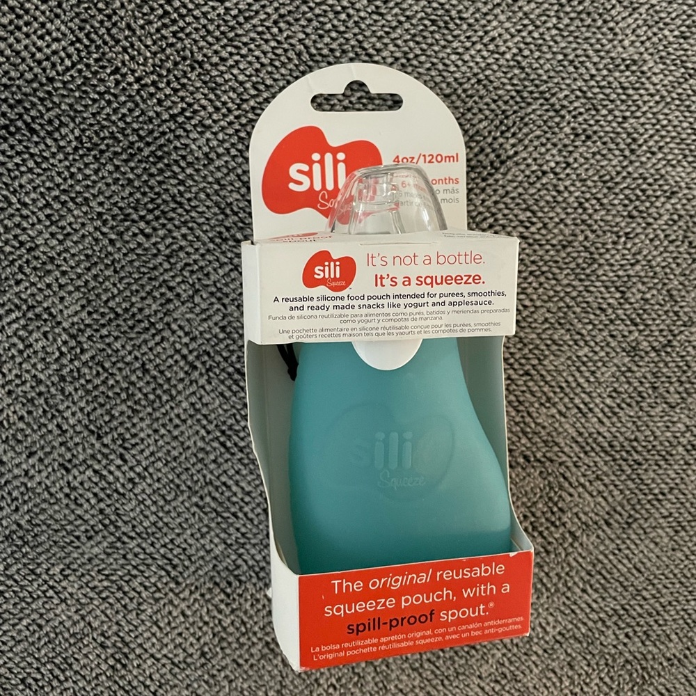 Reusable squeeze pouch